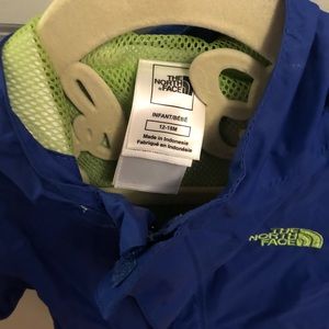 North Face Boys Rain coat Size 12-18 months